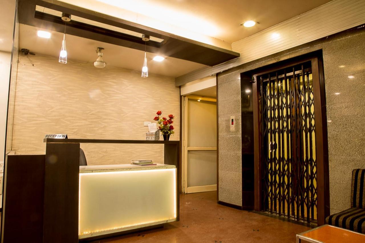 Hotel Shertown Ahmedabad Ngoại thất bức ảnh